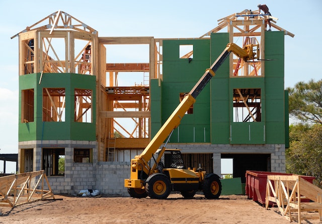 Why Entrepreneurs Are Rushing to Invest in Construction Businesses!