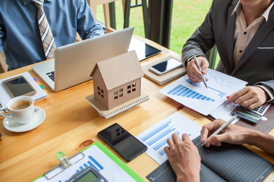 How to Structure a Deal to Buy a Business: A Step-by-Step Guide for Buyers